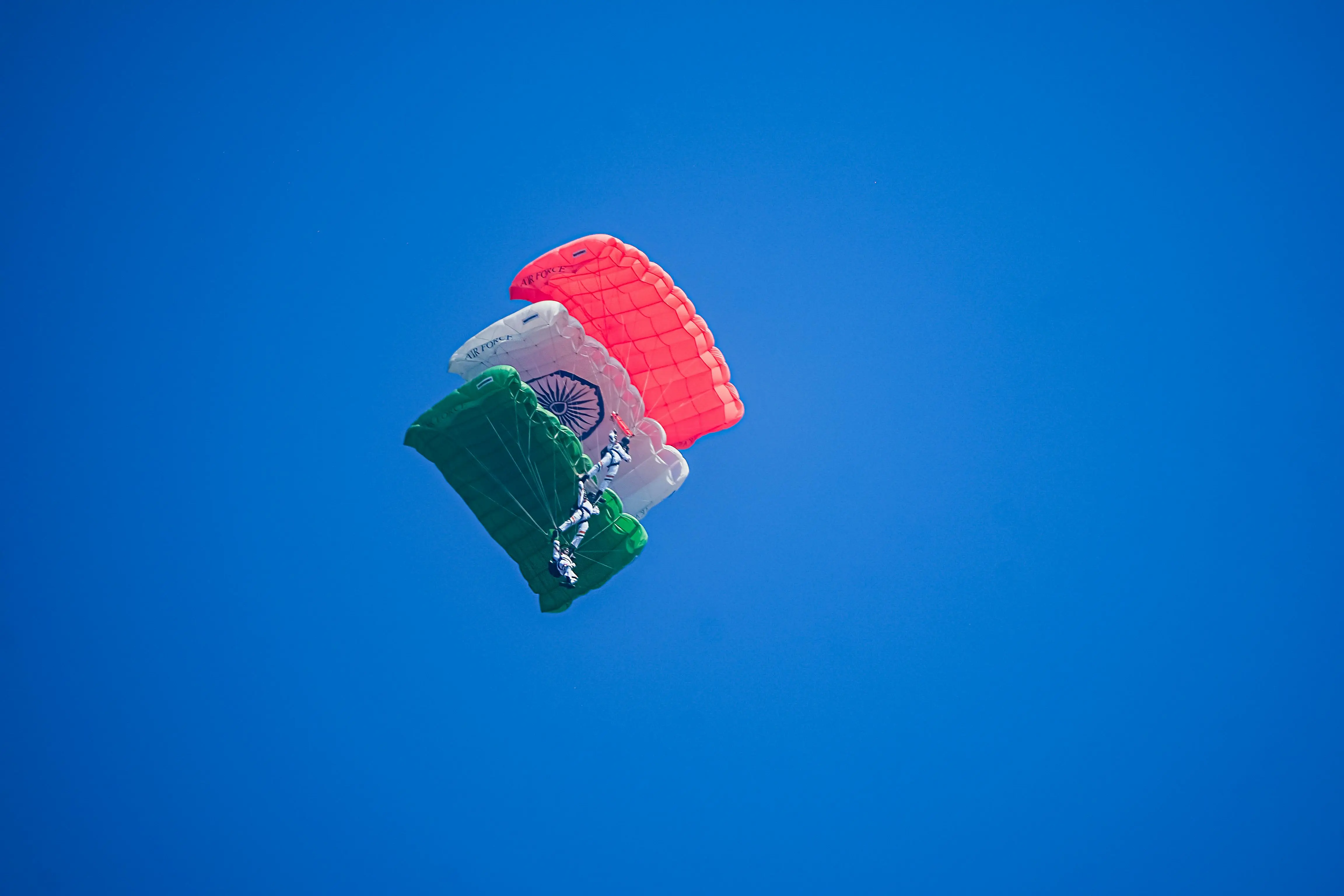 How to Choose the Best Paragliding Course in India (2025 Guide)
