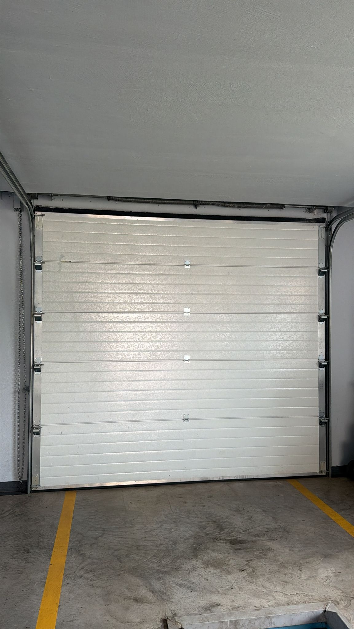 Ușă de garaj MARUT