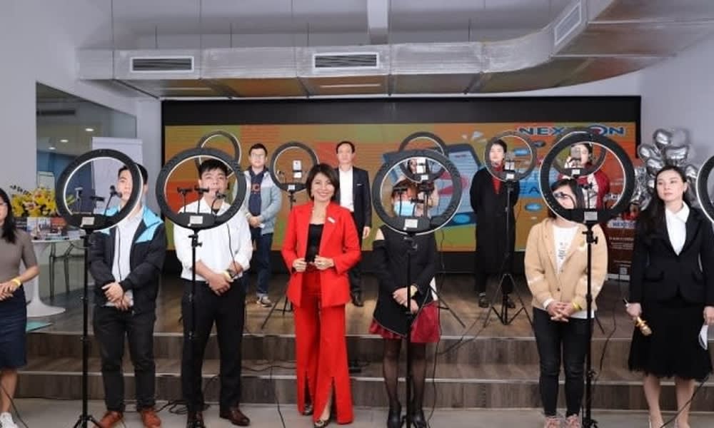 Khóa Học Bậc Thầy Livestream