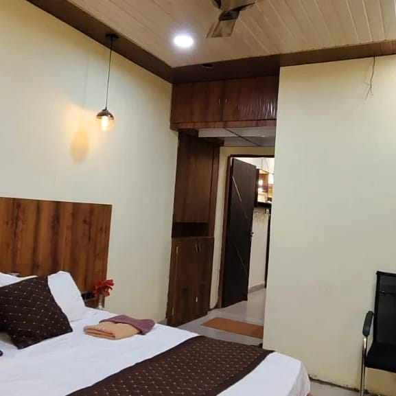 Agastya HomeStay by PR