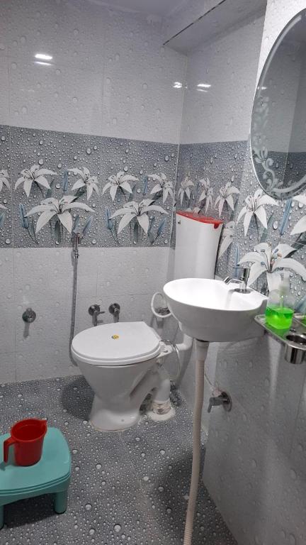 Madhavi Homestay