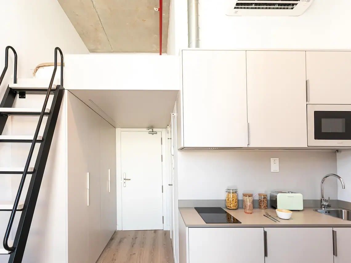 Single Plus with Kitchen