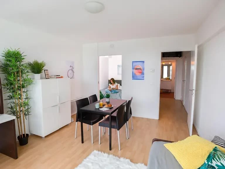 Grand Apartment