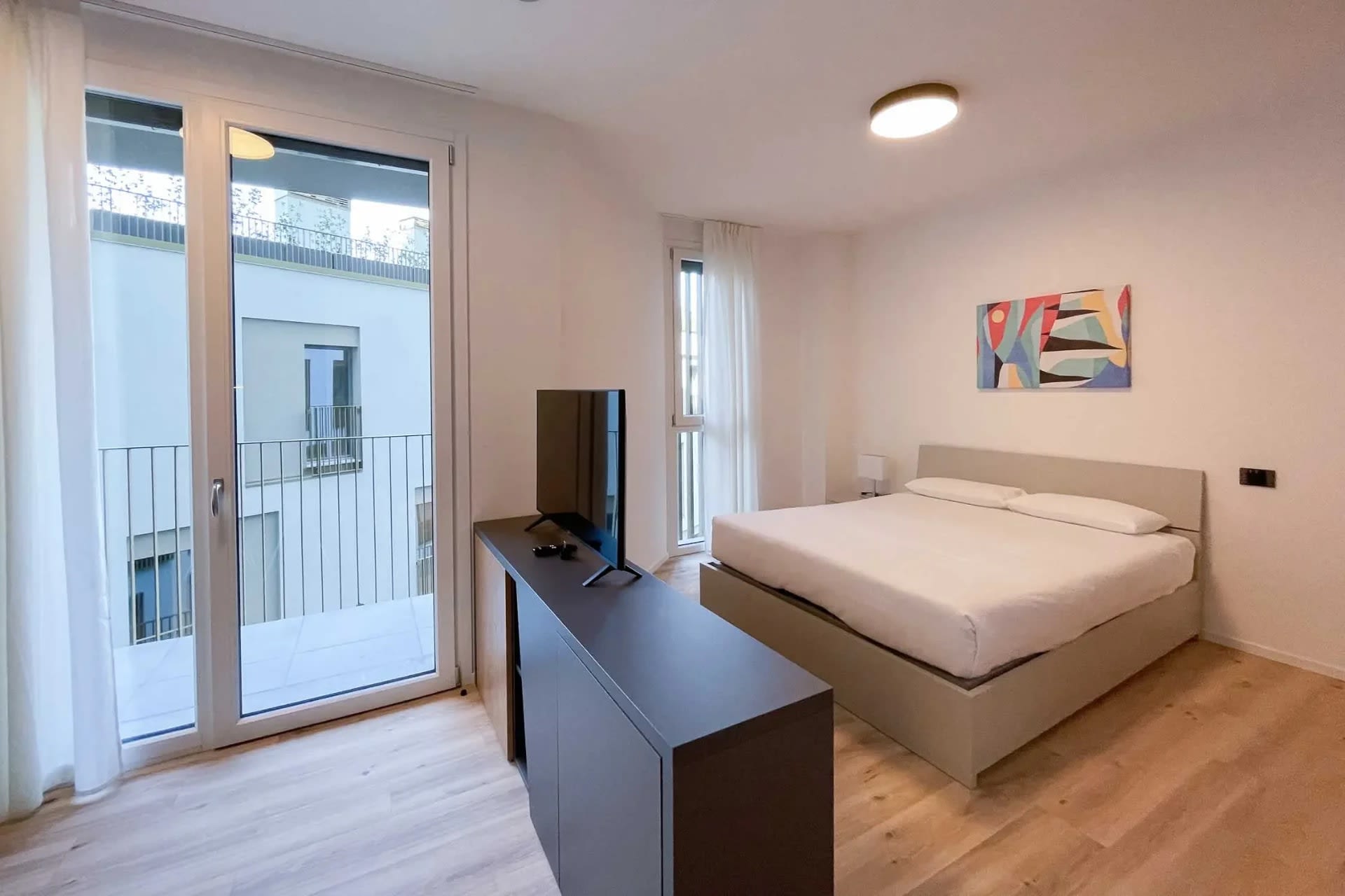 Pop L Deluxe with balcony