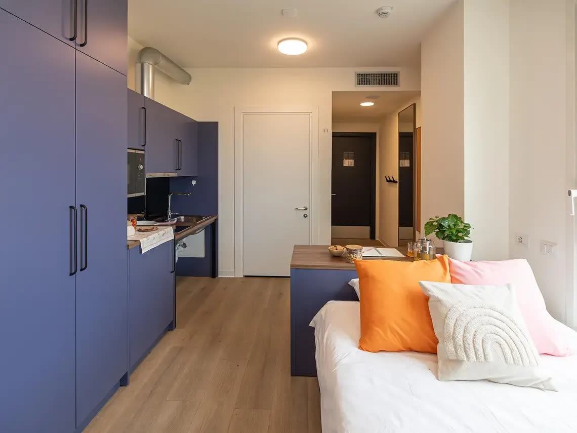 Accessible Studio Middle