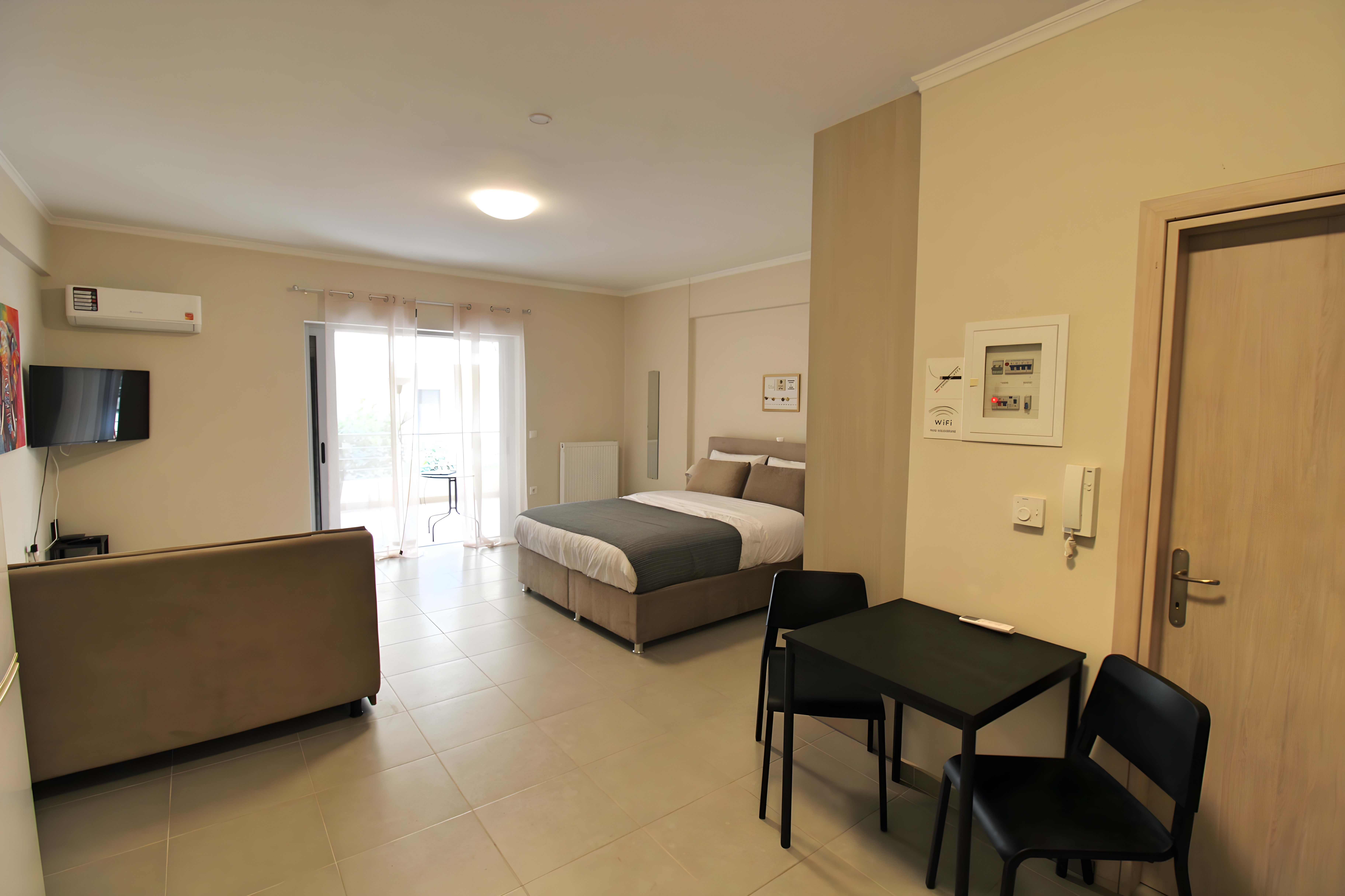 Studio Apartment