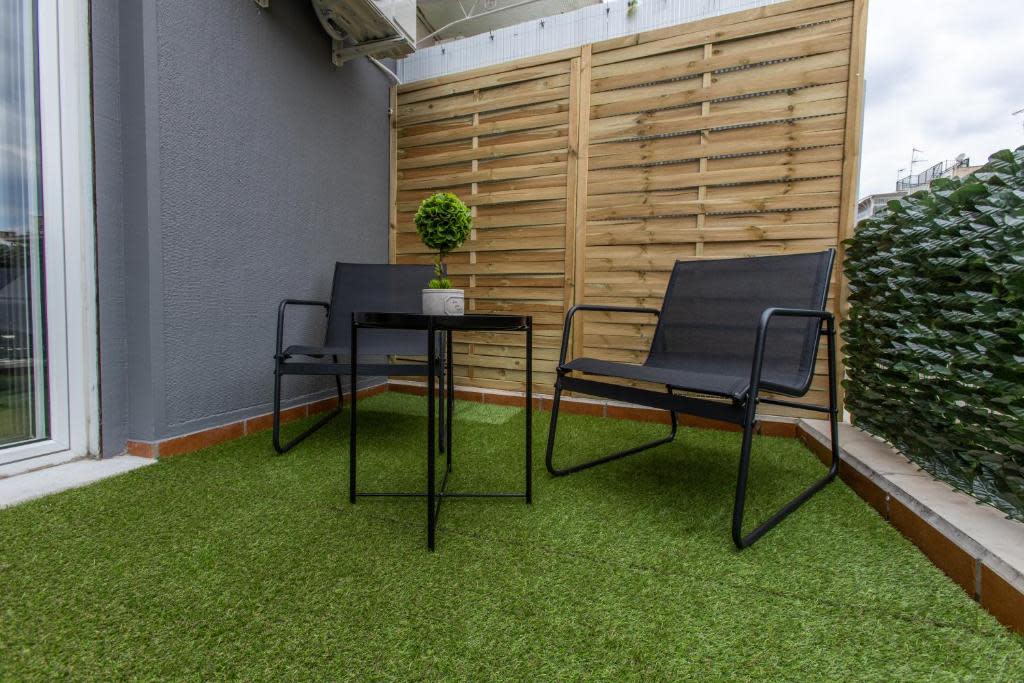 Raise Comfy Studios in the heart of Athens in Athina 6