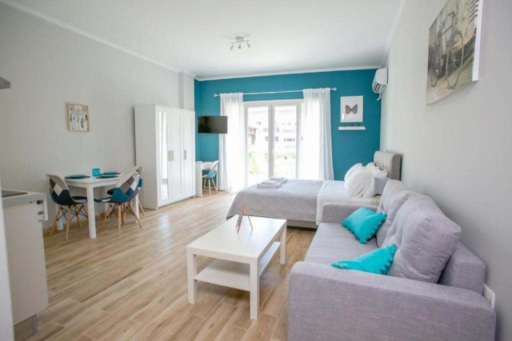 Raise Comfy Studios in the heart of Athens in Athina 15