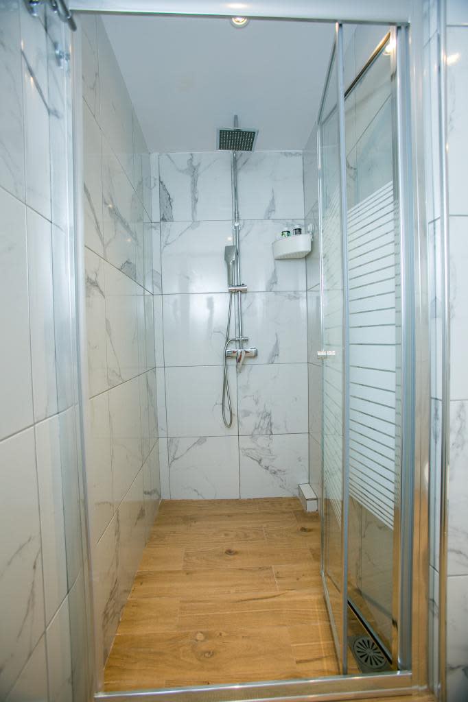 Raise Comfy Studios in the heart of Athens in Athina 14