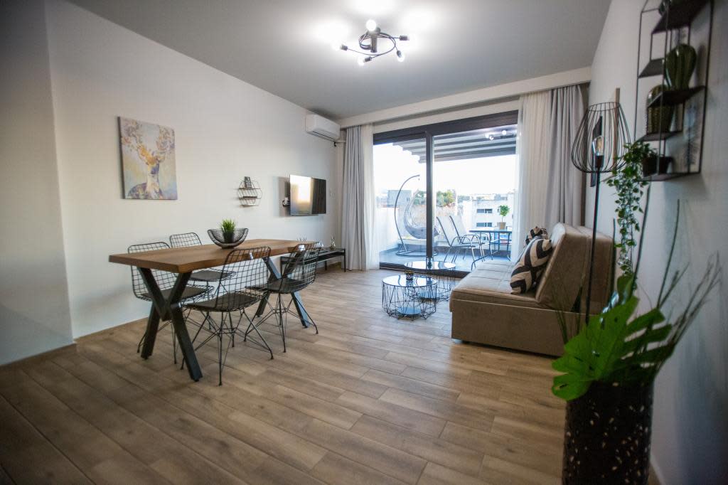 Apartment in Athina 13
