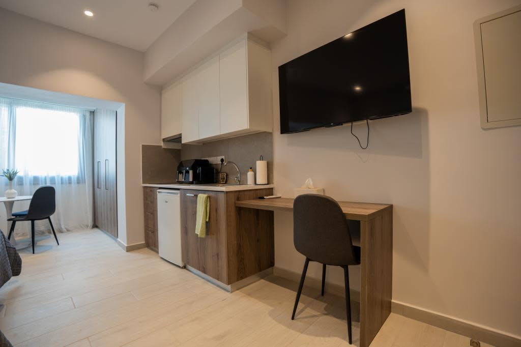Raise Cityscape Limassol Suites Studios in Λεμεσός 21