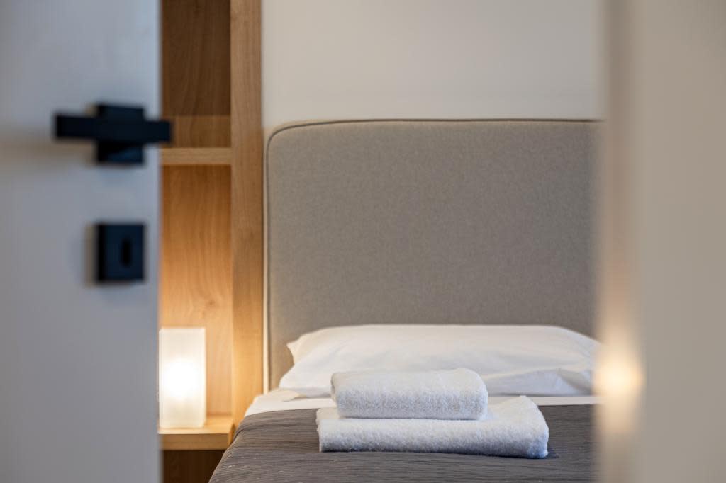 Raise Se7en One-Bedroom Apartments in Iraklio 14