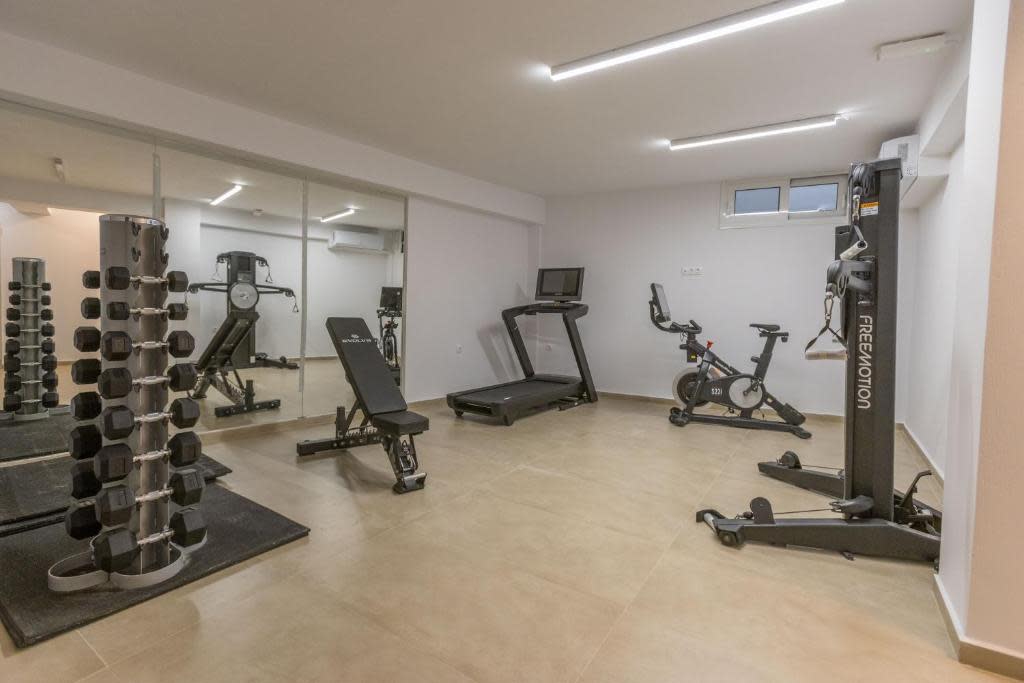 One-bedroom Apartment in Athina 7