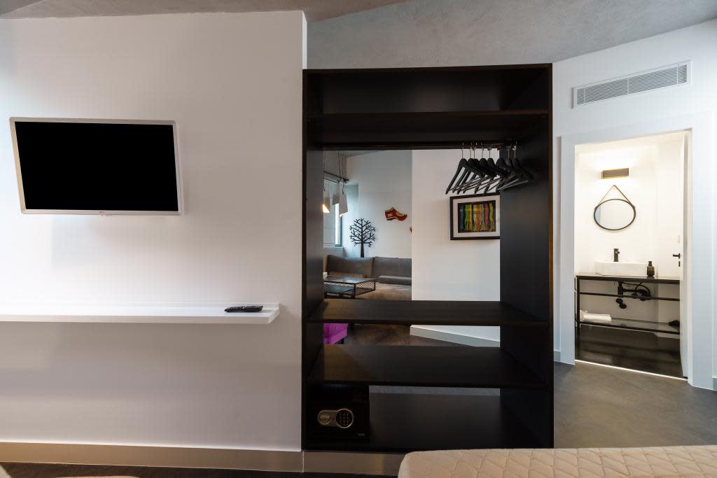 Studios in Athina 19