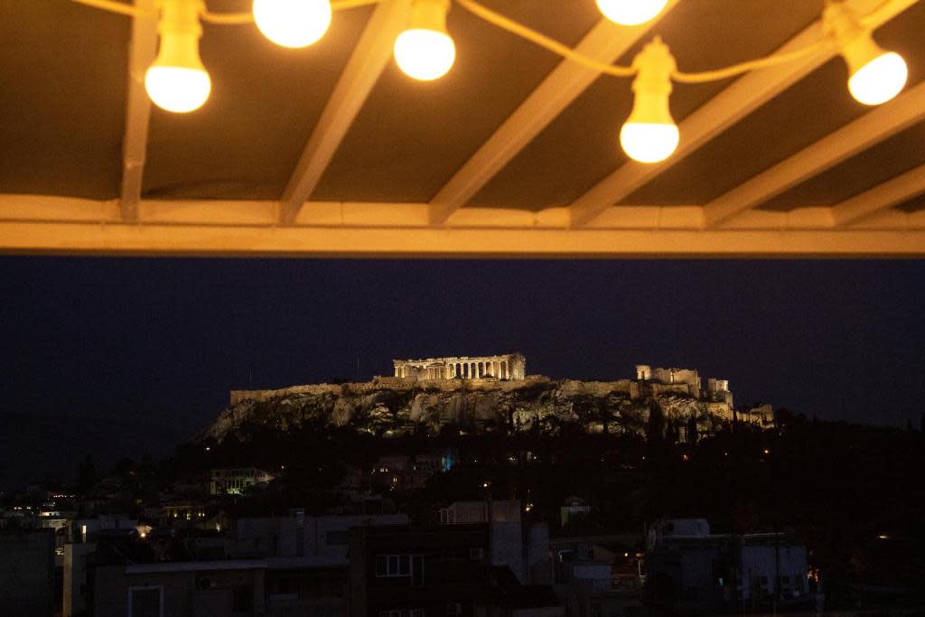 Studios in Athina 16