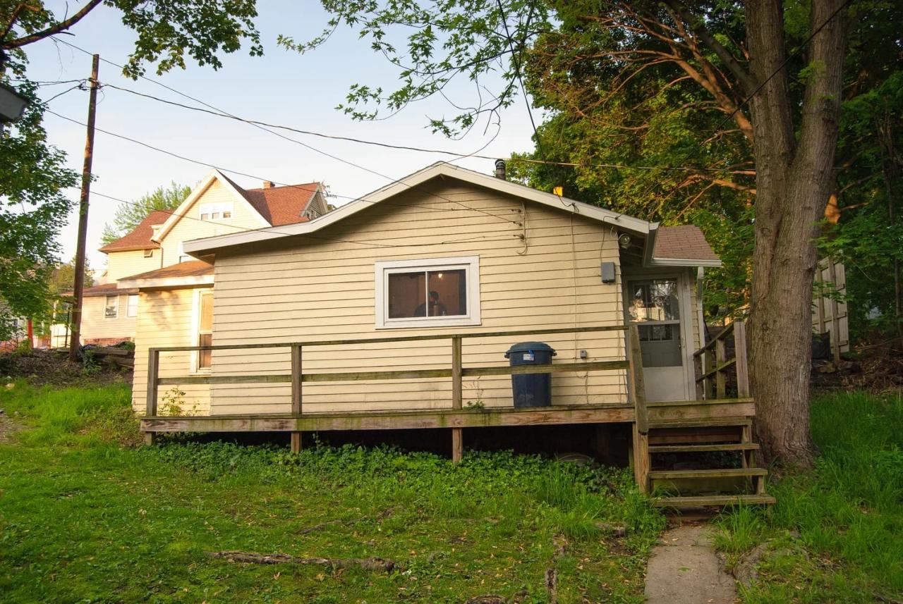 Private Room in 1 Bedroom House in Ithaca