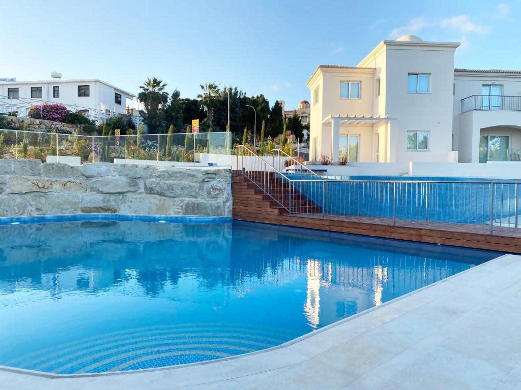 Tala Luxury Apartments with pool by Raise in Πάφος 10
