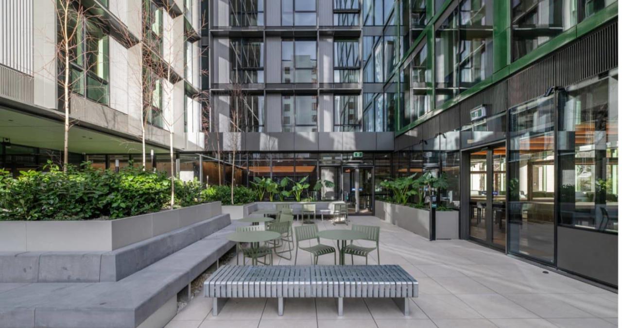 Standard Studio Apartment in Melbourne
