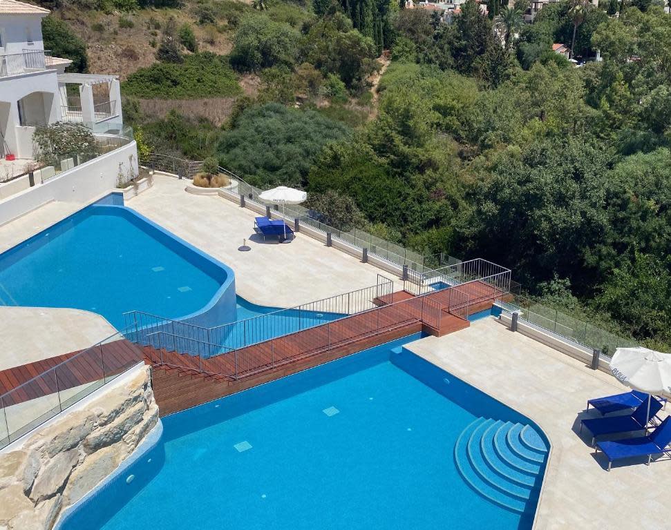 Tala Luxury Apartments with pool by Raise in Πάφος 15