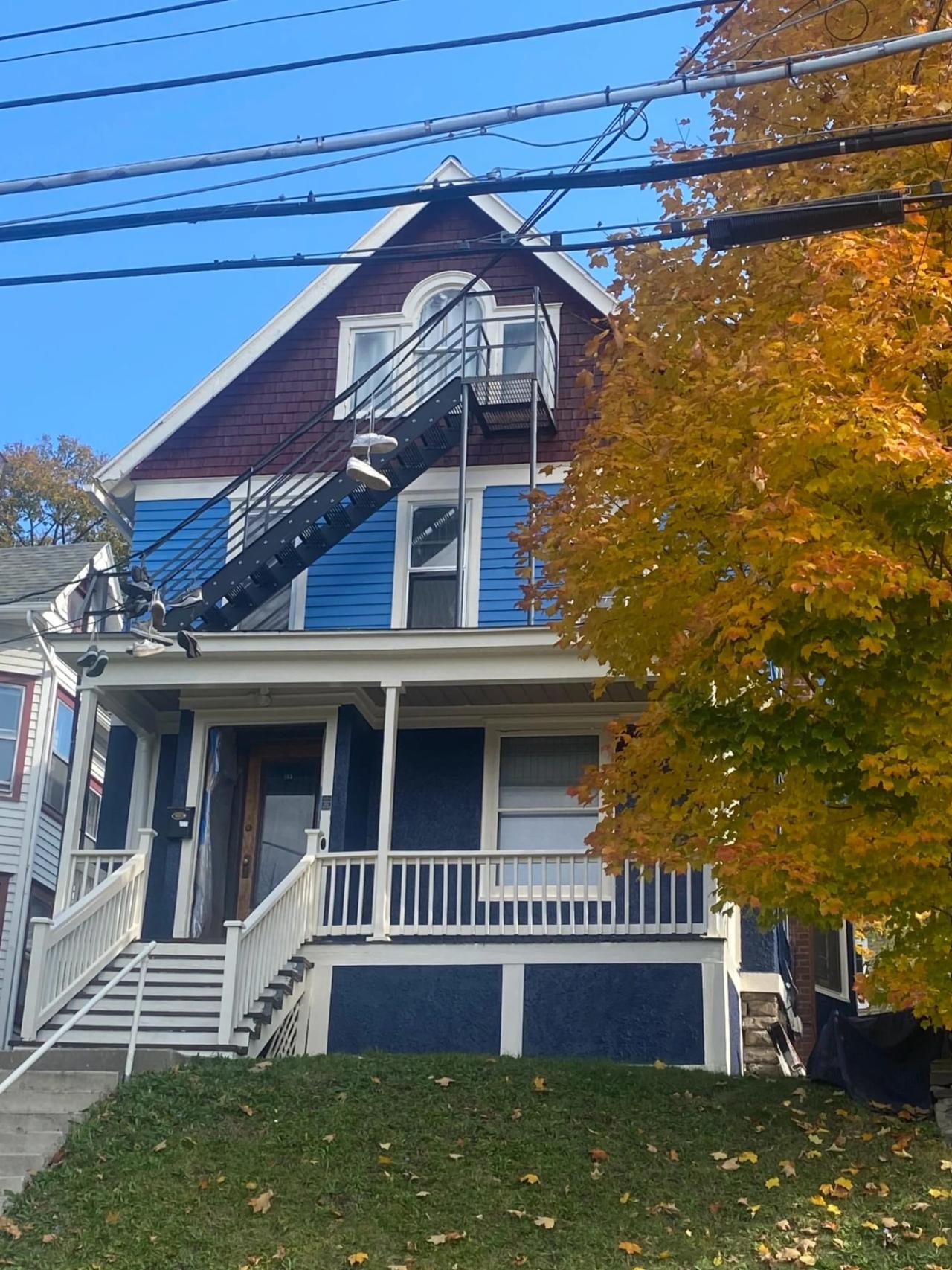 Private Room in 5 Bedroom House in Ithaca