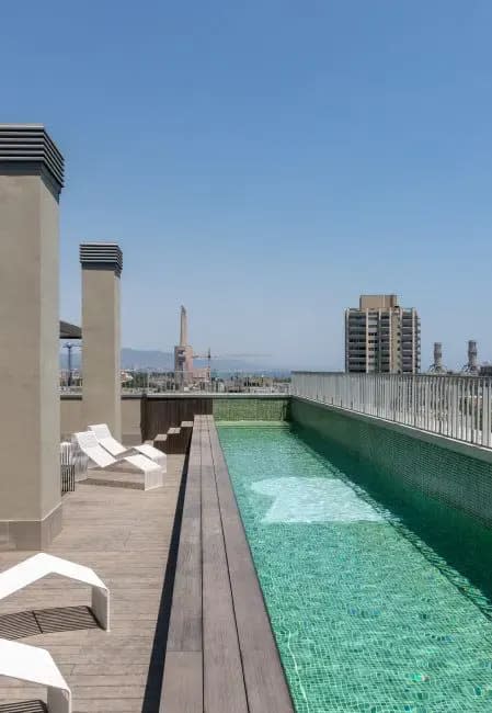Single in a 3-bedroom flat in Sant Adrià de Besòs 2
