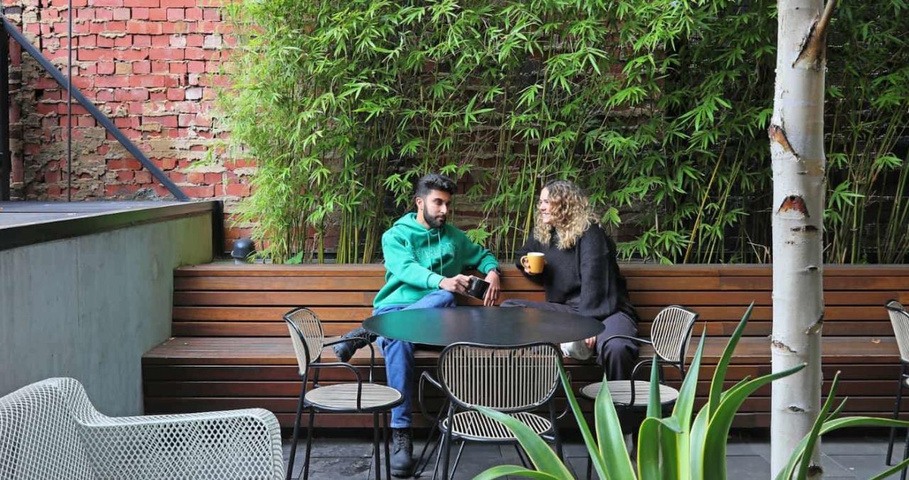 Standard Studio Apartment in Melbourne 9
