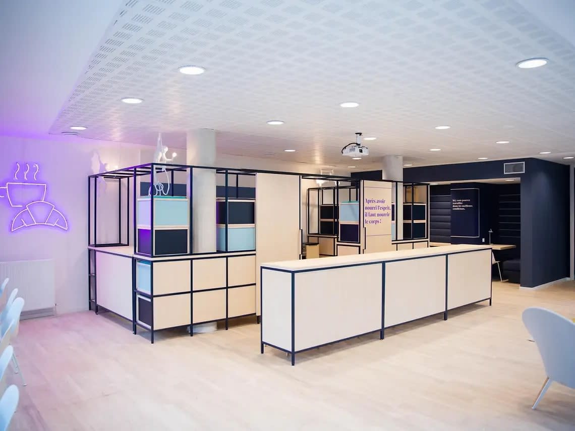 Studio in Paris 2