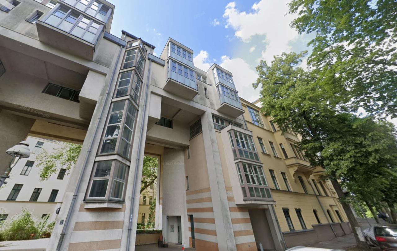 Student Studio with balcony near S-Halensee in Berlin