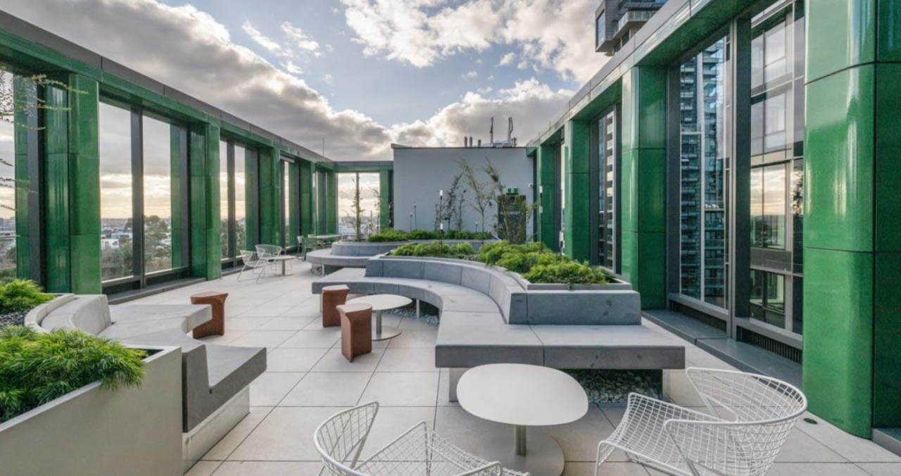 Premium Studio Apartment in Melbourne 7