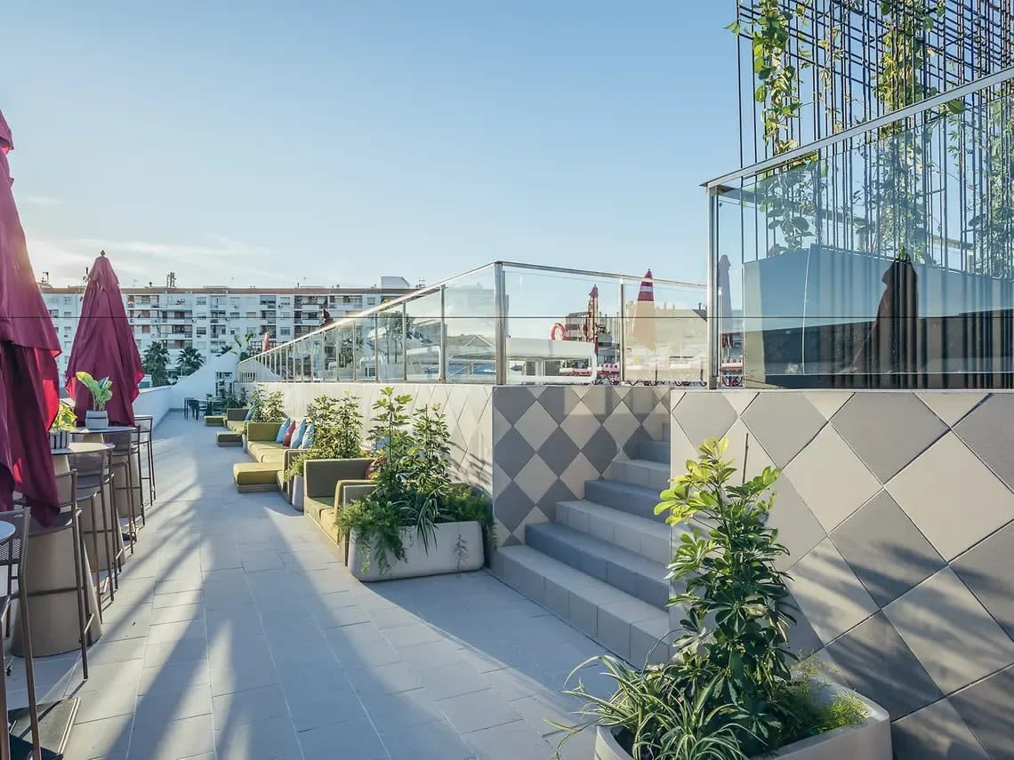 Executive Studio in Sevilla 2