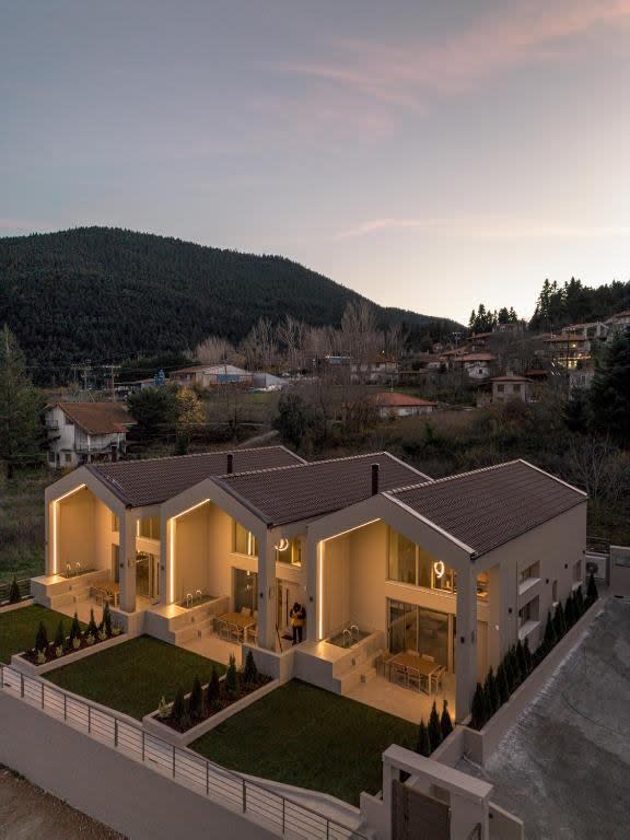 Monte Vista Houses in Pavliani 10
