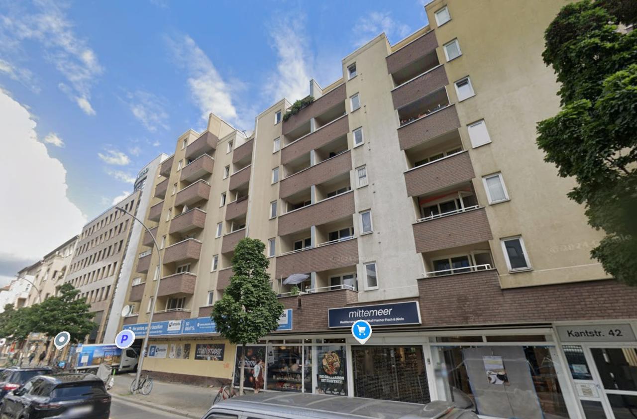 Studio in Kantstraße in Berlin