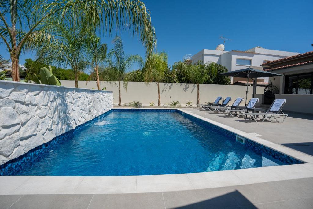 Raise Cityscape Limassol Suites Studios in Λεμεσός 12