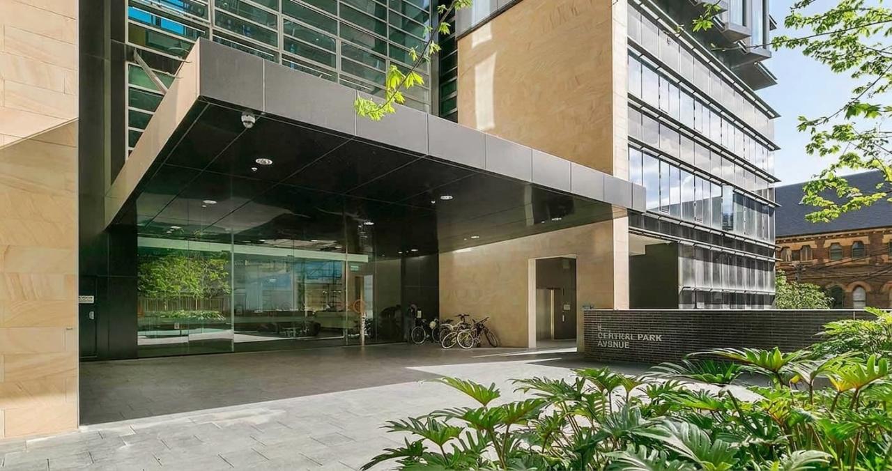 Standard Studio Apartment in Chippendale