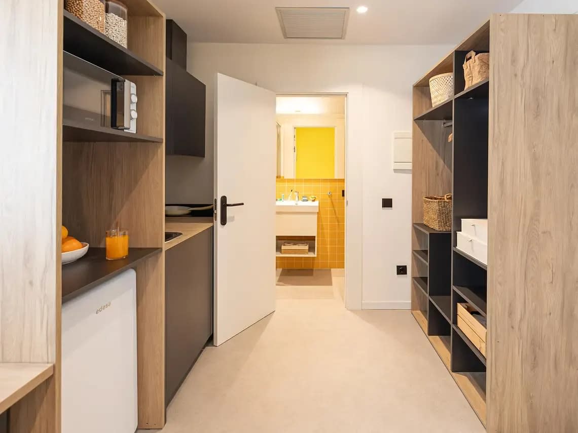 Single +With kitchen in Sevilla 15