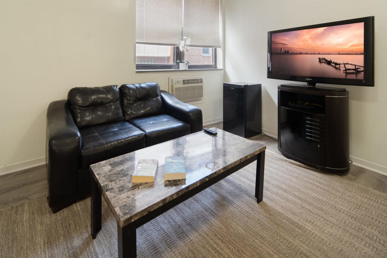 Private Room in 5 Bedroom Apartment in Ithaca 79
