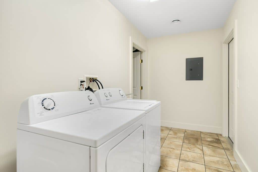 Private Room in Ithaca 20