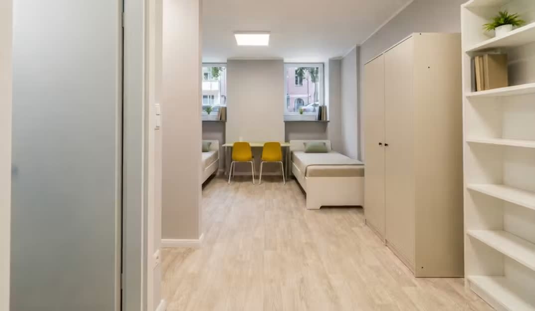 Leibnizstraße Charlottenburg Studio in Berlin 20