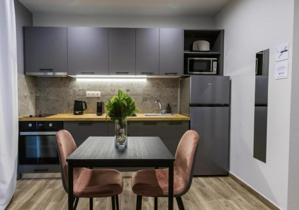Two-bedroom Apartment in Athina 15