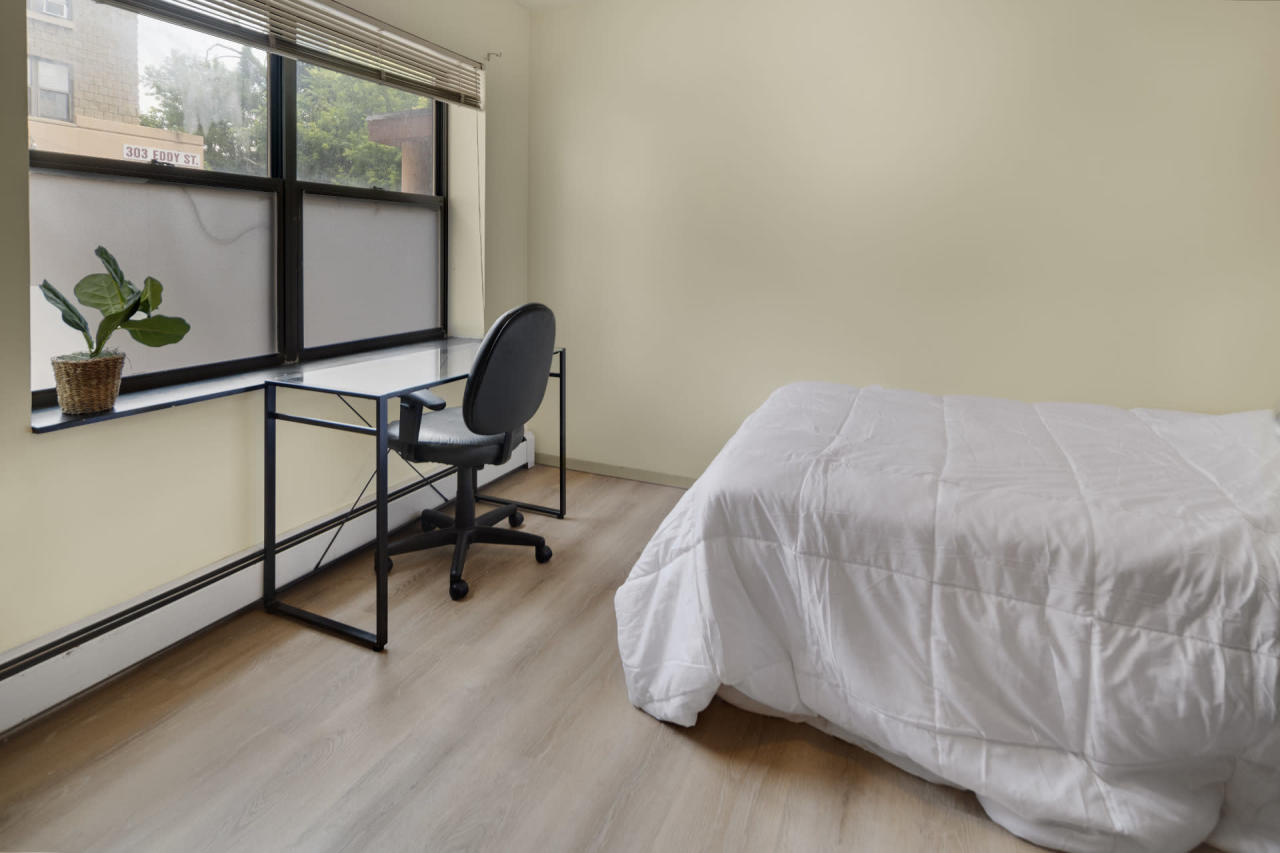 Bedroom 1 in Ithaca 97