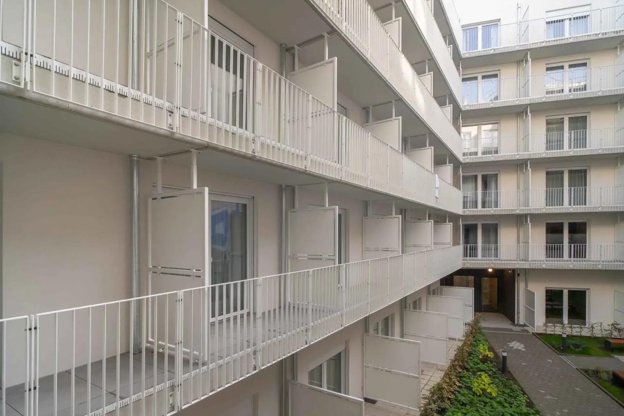 Pop S Compact in Berlin 9
