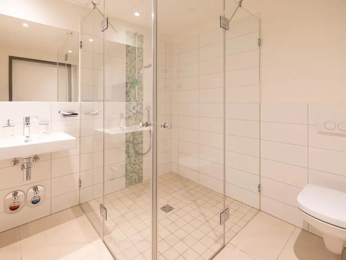 Studio L Diamond in Hamburg 38