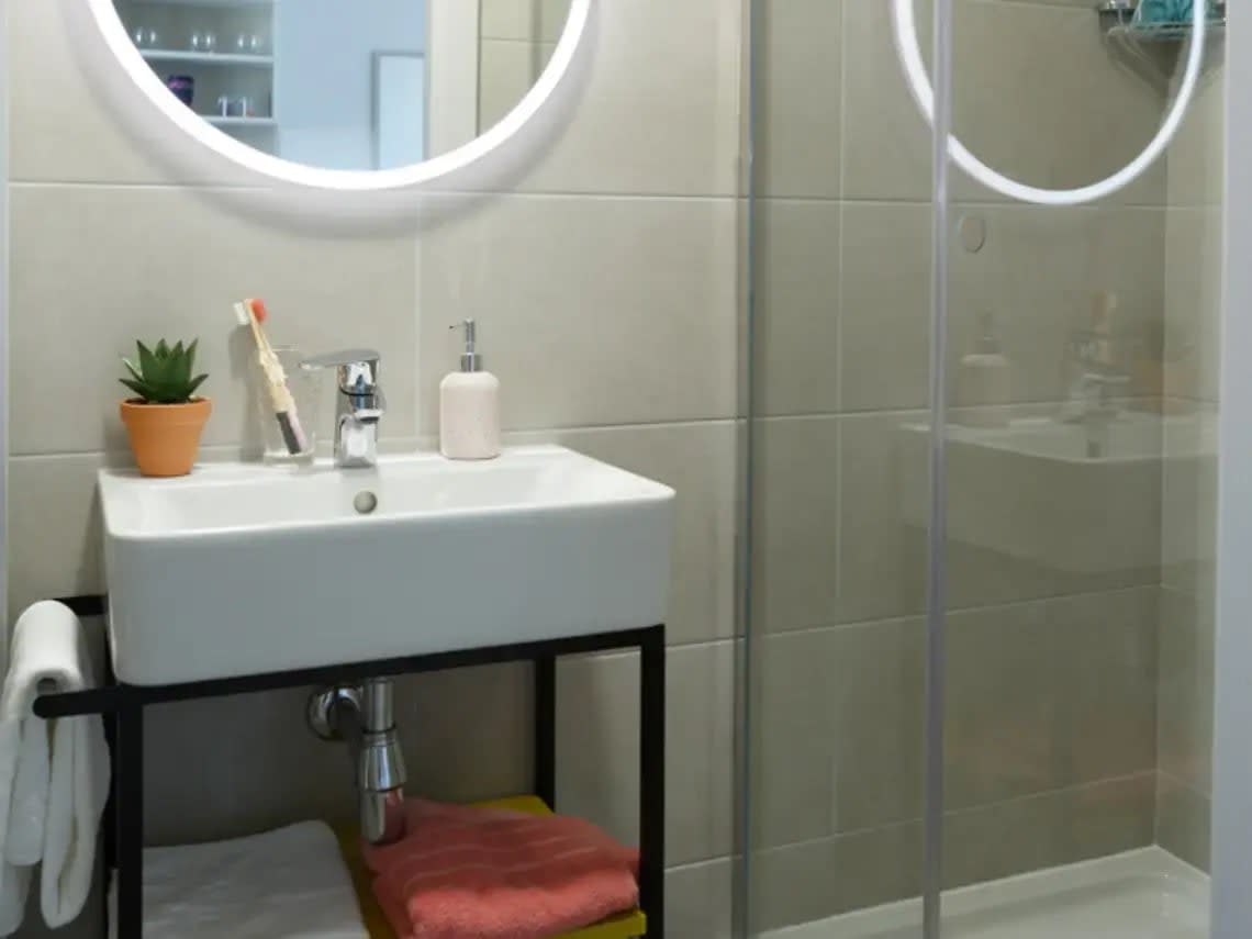 Individual Apartment in Barcelona 14