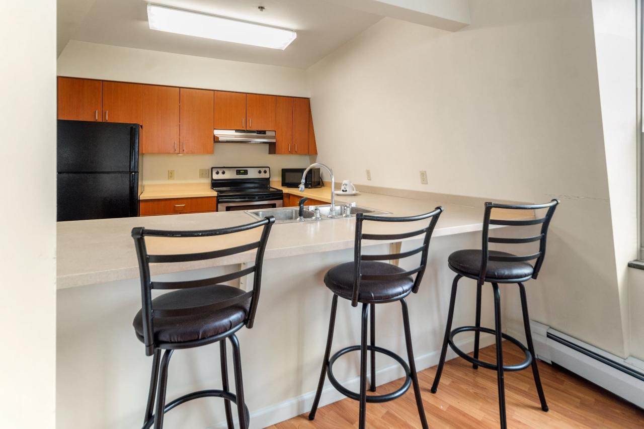 Private Room in 3 Bedroom Apartment in Ithaca 116