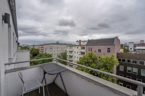 Leibnizstraße Charlottenburg Studio in Berlin 40