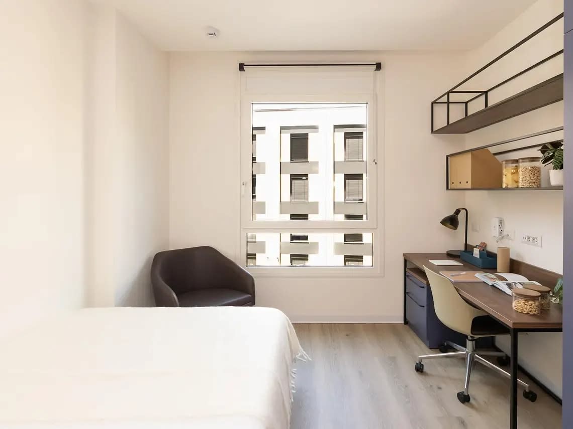 Accessible Deluxe Studio in Bologna 35