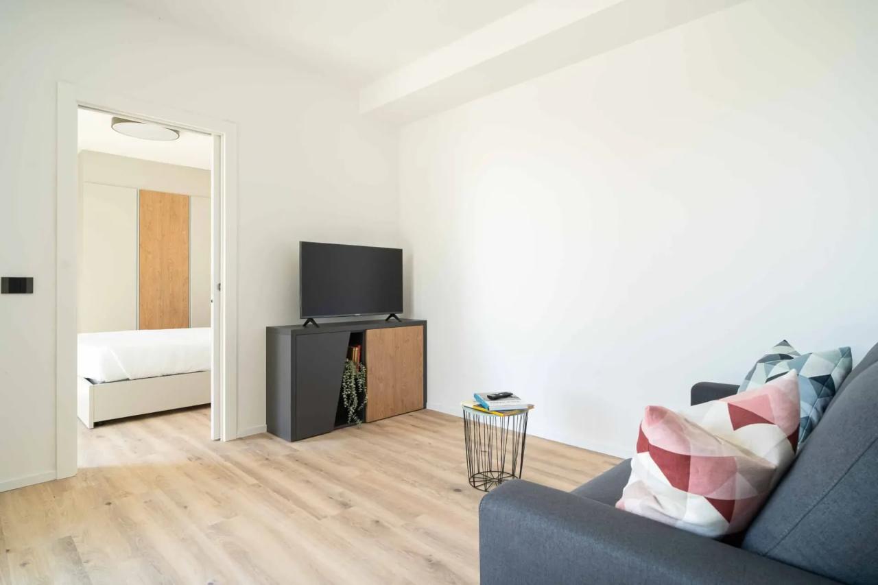Pop M with Loggia in Milano 16