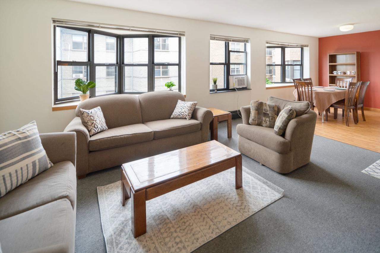 Private Room in 6 Bedroom Apartment in Ithaca 2