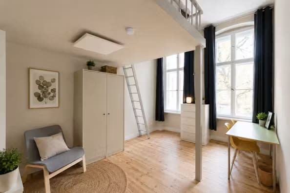 Leibnizstraße Charlottenburg Studio in Berlin 52