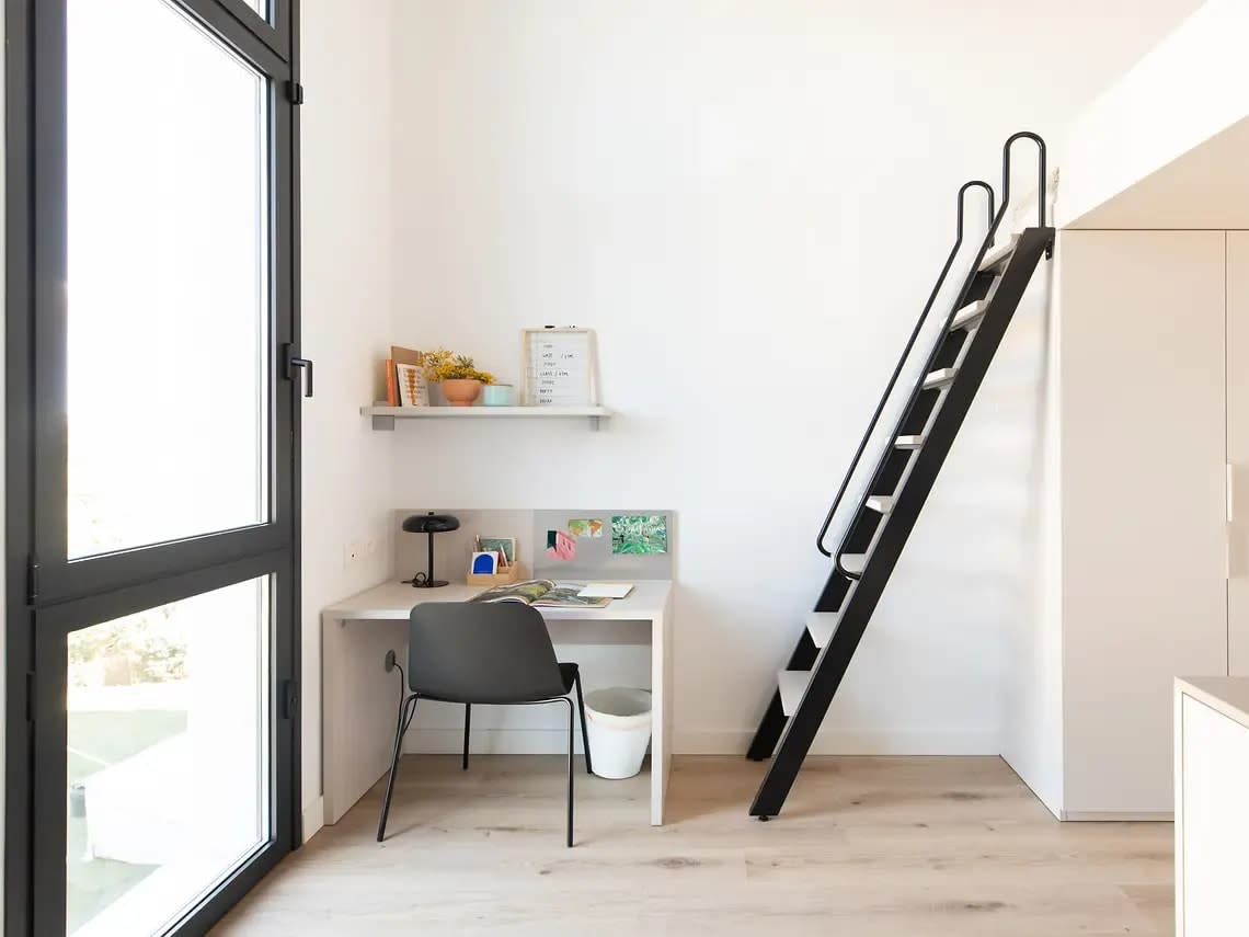 Single Plus with Kitchen in Sevilla 38
